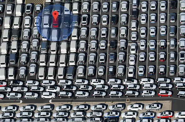 Shows parking lot with a marker highlighting a vehicle found via GPS RFID